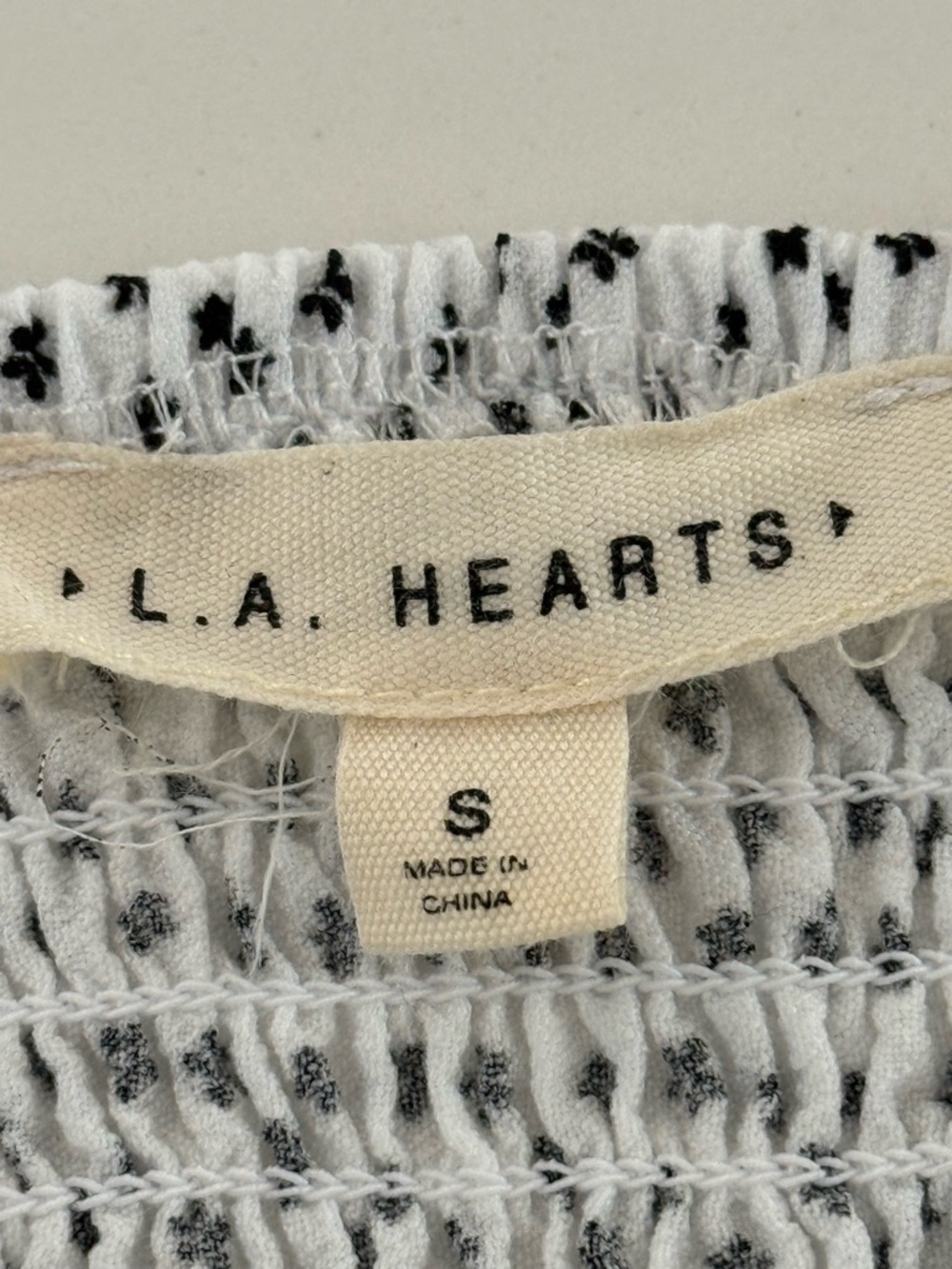 LA Hearts White & Black Star Smocked Cami - Picture 3 of 6